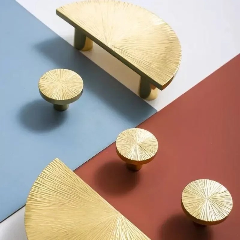 Furniture Hardware High End - 高級感のあるクリエイティブな手打ち槌目模様のフラットキャビネットドアハンドル、新しいキャビネットハンドル、シューズキャビネットプル、ホームデコレーション用金具