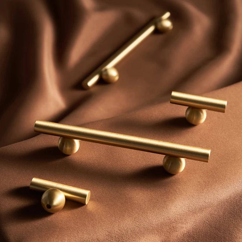Furniture Hardware High End - 真鍮キャビネットハンドルクリエイティブ新ハイエンドモダンミニマリスト引き出しキャビネットワードローブドアライト高級キャビネットロングハンドル