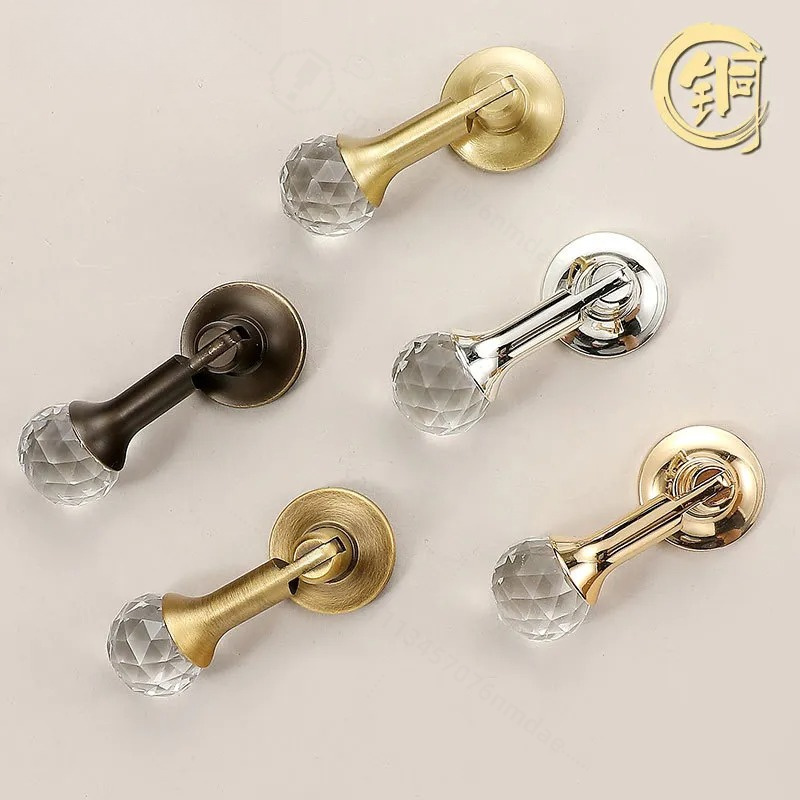 Furniture Hardware High End - フランスのライト高級クリスタルキャビネットドアハンドルハイエンドワードローブ引き出し家具ラウンドボールペンダント銅ノブハードウェア
